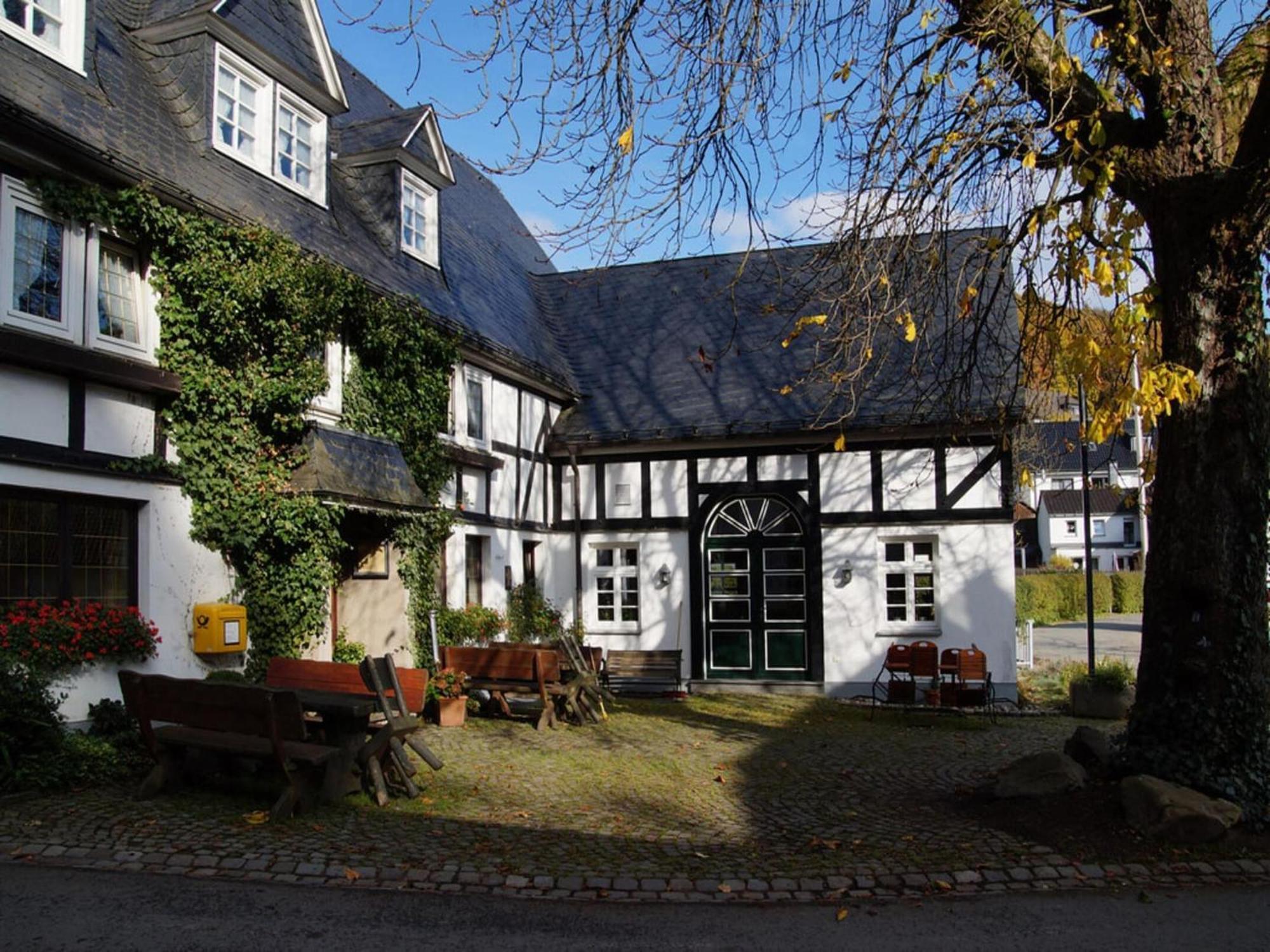Holiday Home In Neustadt Am Rennsteig With Pond Eksteriør billede